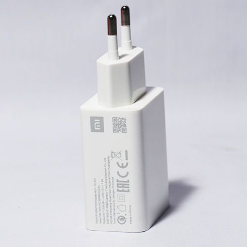 Type%20C%20Qualcomm%20Quick%20Fast%20Charger%203.0%20With%20Power%20Adapter%20-White%20-%20Image%205