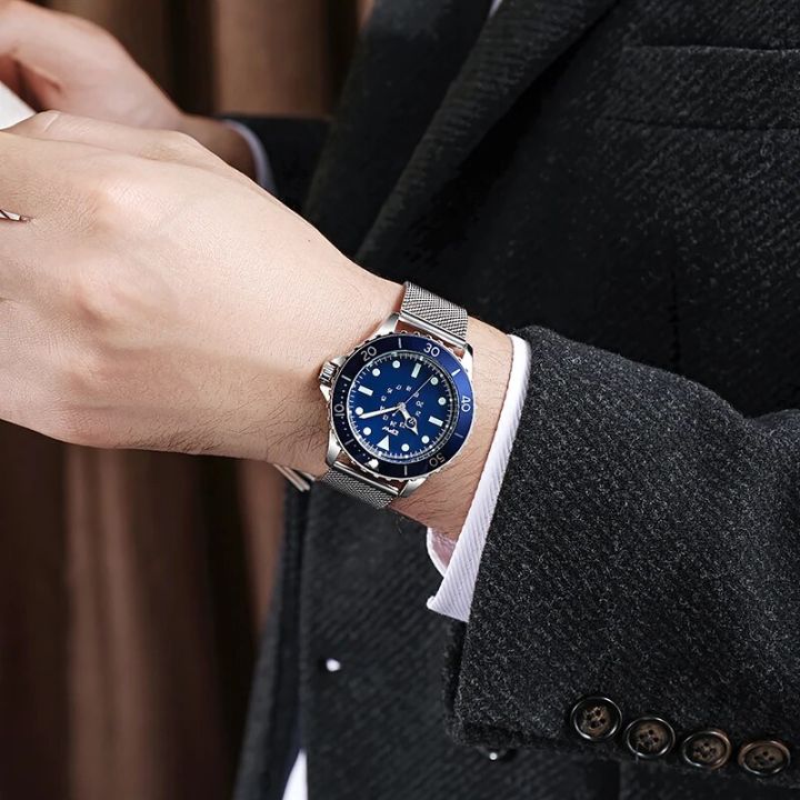 Diver%20Style%20Field%20Watch%2040mm%20Case%2024%20Hours%20Dial%20Rotating%20Bezel%20Fabric%20Strap%20-%20Image%206