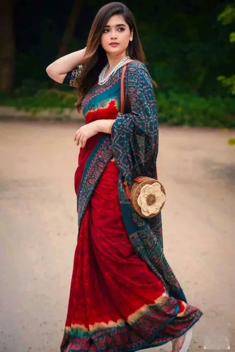 Exclusive%20Designer%20Batik%20Print%20%20Silk%20Saree%20With%20Blouse.%20Stylesh%20&%20fashionable%20best%20dress%20for%20women%20.%20rana%20bai%20-%20Image%205