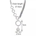 Korean Fashion Temperament Crystal Shiny Clavicle Chain Female European and American Chain around the Neck Round Small Pendant Prom Accessories Locket Chain for Ladies at Wedding, Birthday Party, Anniversary Gift.