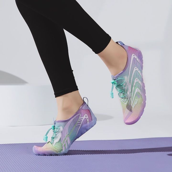 Indoor%20Sports%20Shoes%20Men's%20Treadmill%20Couple's%20Fitness%20Shoes%20Breathable%20Skipping%20Rope%20Training%20Shoes%20Yoga%20Shoes%20Female%20Aerobics%20-%20Image%203