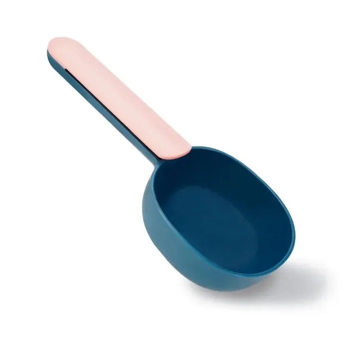 Pet%20Cat%20Dog%20Food%20Shovel%20Feeding%20Scoop%20Spoon%20with%20Sealing%20Bag%20Clip%20Multifunctional%20Measuring%20Cup%20multifunctional%20Pet%20Supplies%20-%20Image%208