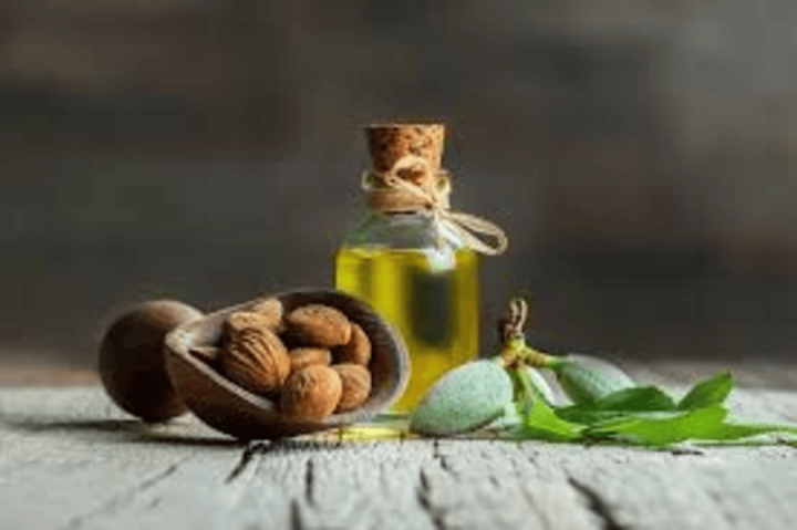 Sweet%20Almond%20Oil%20-%20100%20ml%20-%20Image%204