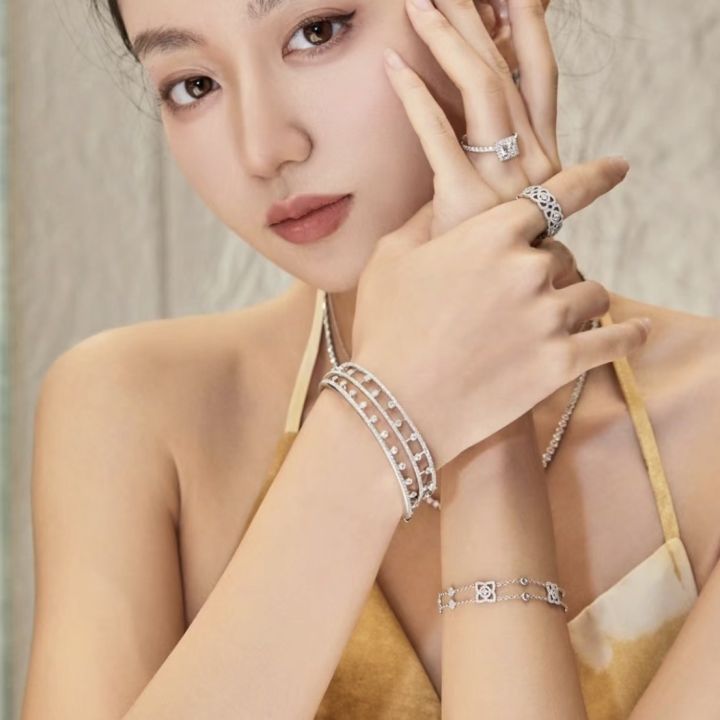 Full%20Diamond%20Lotus%20Bracelet%20Diamond%20Bracelet%202023%20New%20S925%20Sterling%20Silver%20Light%20Luxury%20Niche%20Exquisite%20European%20and%20American%20Jewelry%20-%20Image%203