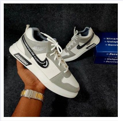 Qualify-Athletic%20Mesh%20Lace%20Up%20Shoe%20Sneaker%20for%20Man%20with%20Medium%20Cut%20Height%20-%20Unmatched%20Comfort%20and%20Durability%20-%20Image%203