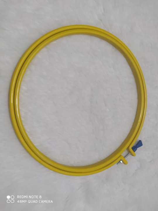 PLASTIC%20SCREWED%20EMBROIDERY%20HOOP%206%20Inch%20-%20Image%204