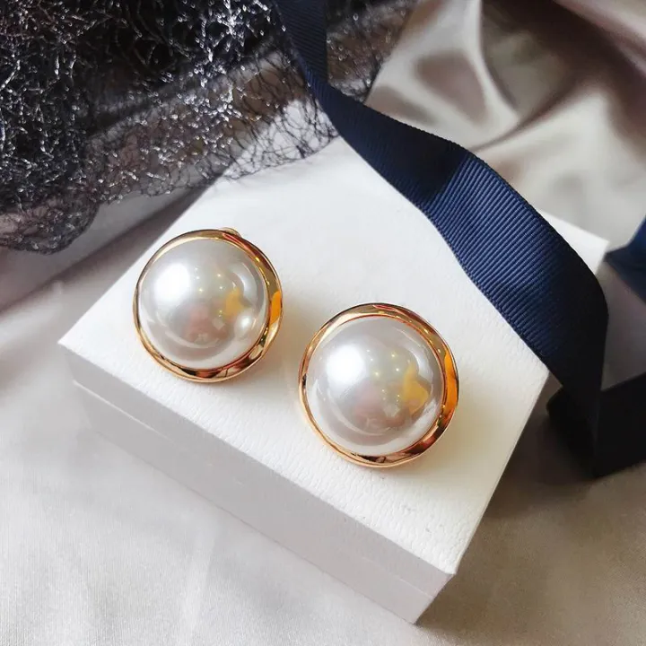 Korean%20Big%20Round%20Simulated%20Pearl%20Stud%20Earrings%20For%20Women%20New%20Classic%20Sunlight%20Mall%20-%20Image%204