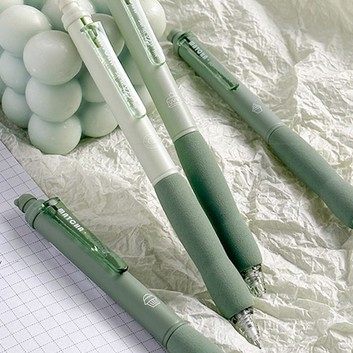 4%20Pack%20Brown%20Bear%20Erasable%20Gel%20Pens,%200.5mm%20Blue/Blue%20Soft%20Grip%20Signature%20Pens%20for%20Cute%20Girl%20Students%20Office%20School%20Gifts%20-%20Image%204