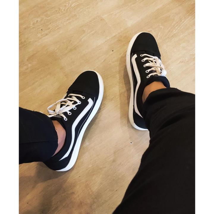 Black vans mens fashion best sale