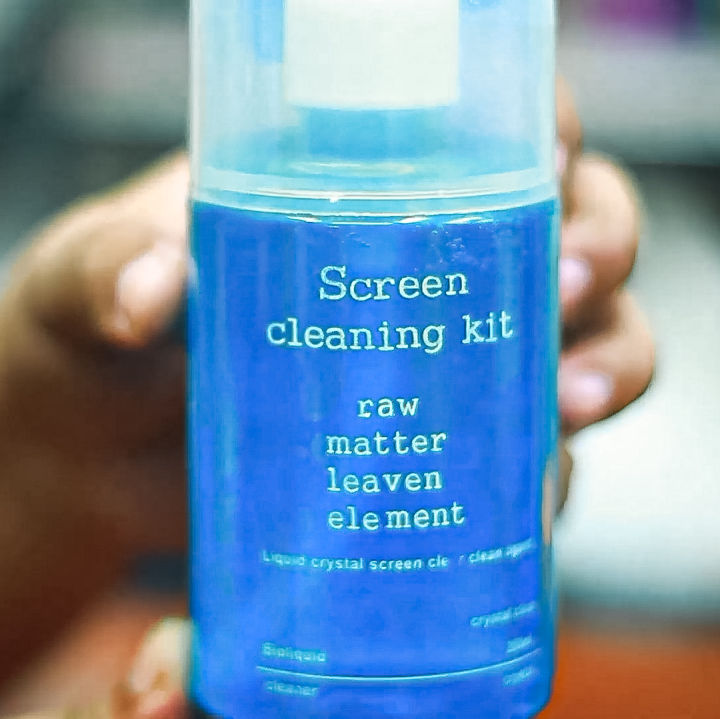 LCD Sreen Cleaner Kit For Mobile,Laptop, Computer, sunglass and TV - 200ml - Blue Colour