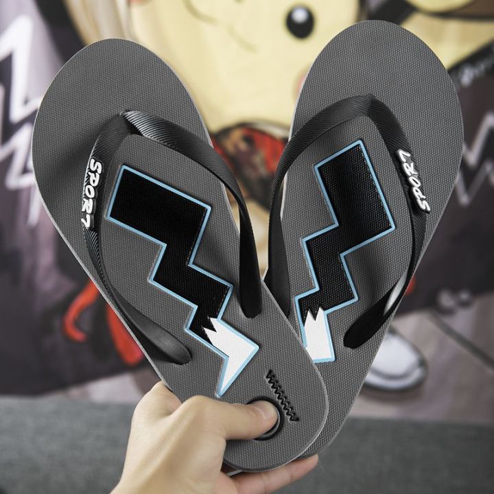 Slippers%20Men's%20Summer%20New%20Outdoor%20Trendy%20Internet%20Celebrity%20Flip%20Flops%20Men's%20Personalized%20Beach%20Shoes%20Flip-Flops%20-%20Image%209