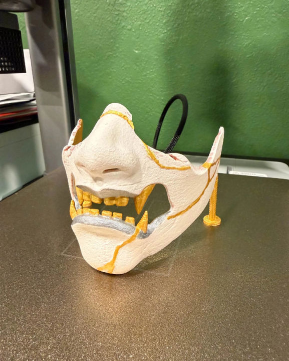 3D%20Printed%20Ghost%20of%20Yotei%20Atsu%20Mask%20PS5%20Controller%20Holder%20-%20DualSense%20Snap-In%20Stand%20with%20Smart%20Button%20Cutout%20for%20Gaming%20Desk%20Decor%20-%20Image%205
