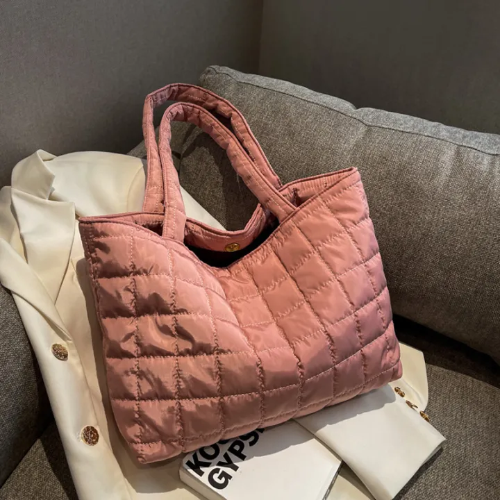 Large%20Capacity%20Winter%20Shoulder%20Bag%20New%20Solid%20Nylon%20Handbags%20Cotton%20Casual%20Tote%20Bags%20For%20Women%20Fashion%20Top%20Handle%20Bag%20-%20Image%202