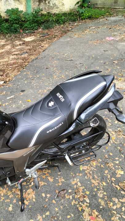 Suzuki%20gixxer%20monotone%20silver%20CLOUR%20%20modified%20seat%20cover%20-%20Image%202