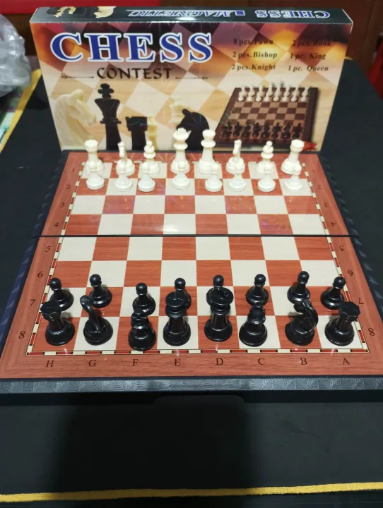 Magnetic%20Cheese%20Board;%20High%20Class%20Chess%20Set%20with%20Folding%20Chess%20Board%20-%20Image%205