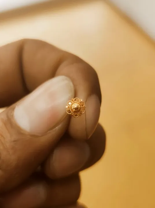 Yellow%20Gold%2018%20Karat%20Golden%20Nose%20Pin%20For%20Women%20And%20Girl.%20piercing%20nose%20ring%20Push%20Pin.%20Nose%20Pin.%20Anniversary,%20engagement,%20gift,%20party,%20wedding.%20Model:Dk400F-Flower.%20-%20Image%203