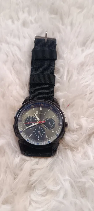 Current%208%20Man%20leather%20analog%20watch%20for%20men%20-%20Image%204