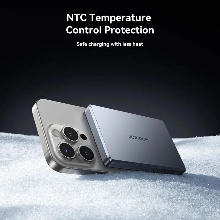 JOYROOM%20JR-PBM08%20Pro%2020W%20Ultra-Slim%20Metal%20Magnetic%20Wireless%20Power%20Bank%2010000mAh%20-%20Image%205