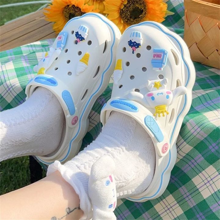 Cute%20Sanrio%20Hello%20Kitty%20Y2k%20Crocs%20Shoes%20Kuromi%20Cinnamoroll%20Kawaii%20Girls%20Beach%20Slippers%20Indoor%20Outdoor%20Sandals%20Diy%20Accessories%20-%20Image%202