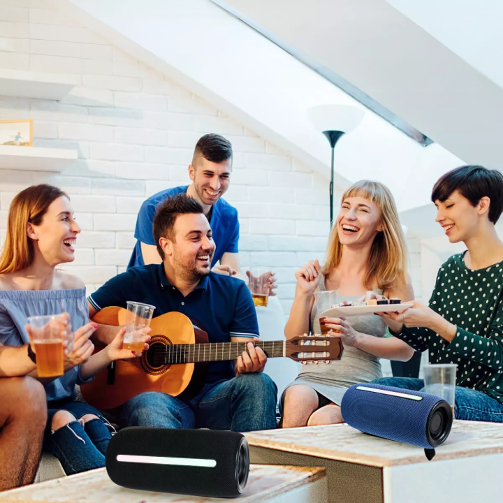 BTS-1822%20Bluetooth,%20AUX,%20USB,%20TF%20Card%20&%20FM%20Radio%20Supported%20Colorful%20Lighting%20Effects%20Wireless%20Speaker%20-%20Image%207