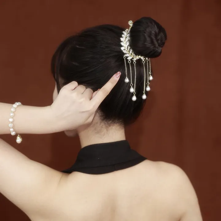 Tassel%20Hair%20Clip%20%20Hair%20Claw%20Women%20Bun%20Barrettes%20Ponytail%20Holder%20Hairpins%20Fashion%20Hair%20Accessories-MOILY%20-%20Image%204