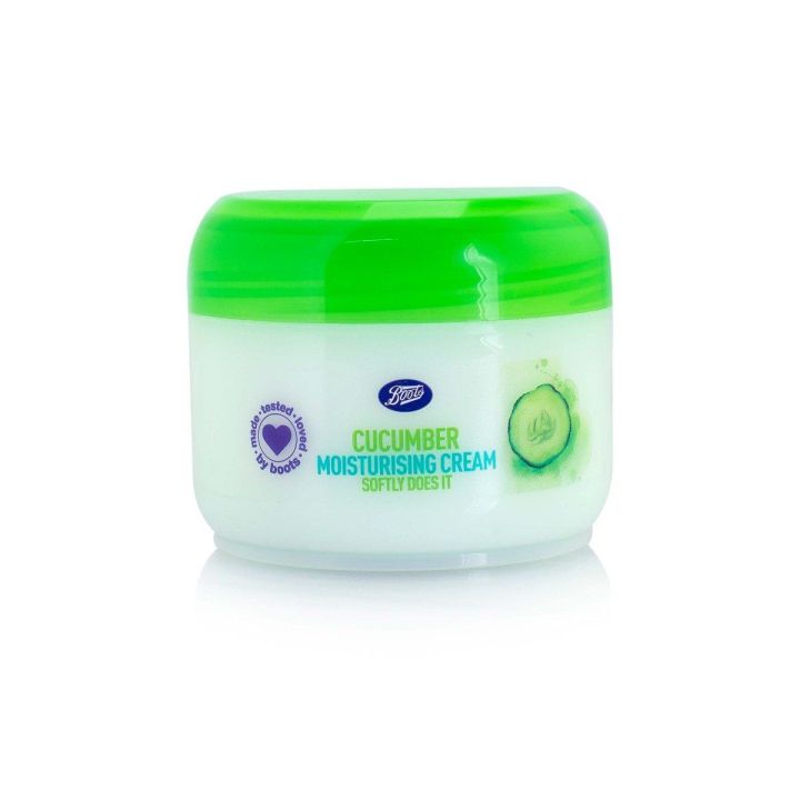 Essentials Cucumber Moisturizing Cream - 100ml