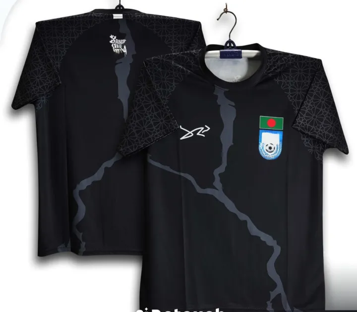 Premium%20Bangladesh%20National%20Team%20Black%20Jersey%20%E2%80%93%20Stylish%20&%20Comfortable%20-%20Image%202