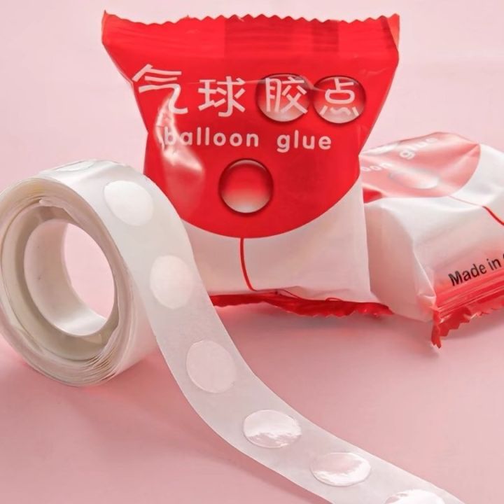 Balloon%20Adhesive%20Dot%20Tape%20100%20pcs%20Super%20Sticky%20Double-Sided%20Adhesive%20Dot%20Fixed%20Balloon%20-%20Image%202