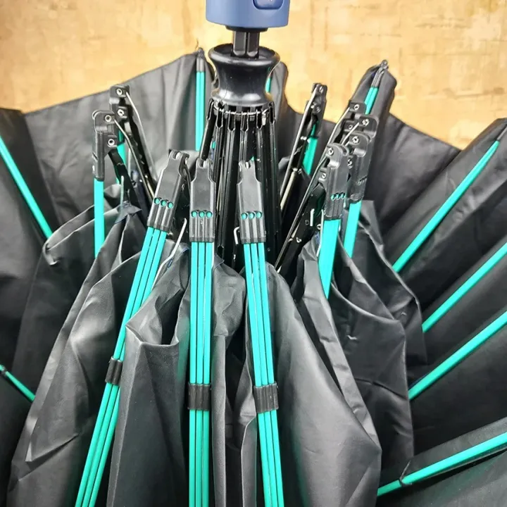 Premium%20BMW%20Umbrella%2012%20Ribs%203%20Folding%20Fully%20Automatic%20(any%20color)%20-%20Image%204