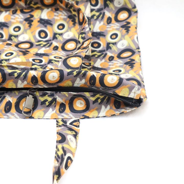 Stylish%20Hand%20Painted%20Abstract%20Design%20Top%20Handle%20Bags%20-%20Image%207