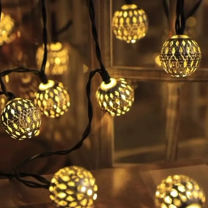 Golden%20Metal%20Ball%20Fairy%20Light,%20Metal%20Ball%20String%20Light%20-%20Fairy%20lights%2020pcs%20string%20lights%20Party%20Wedding%20Decoration%20-%20Image%204