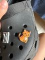 【hot】 1PCS PVC Cute Cat Shoe Charms Pet Cat Croc Jeans Fishbone Shoe Decoration Pins Garden Sandal Accessorie For Women. 