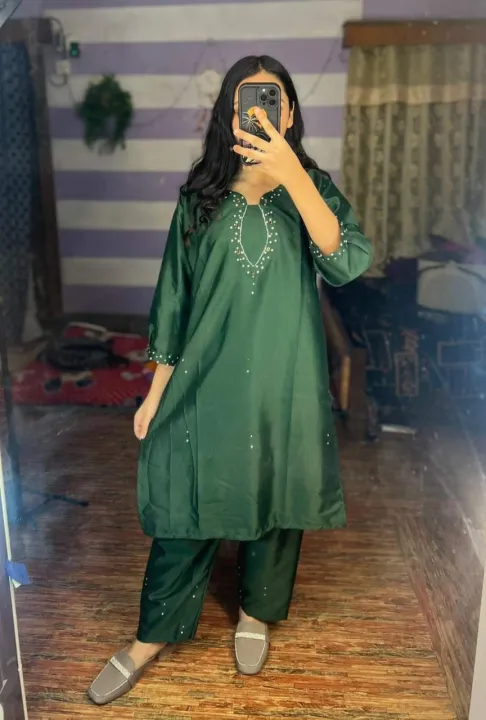 Sarif%20Collection%20Latest%20Collection%20-%20New%20Screen%20Print%20Cotton%20Two-Piece%20Salwar%20Kameez%20for%20Women%20-%20Trendy%20Fashion%20-%20Image%202