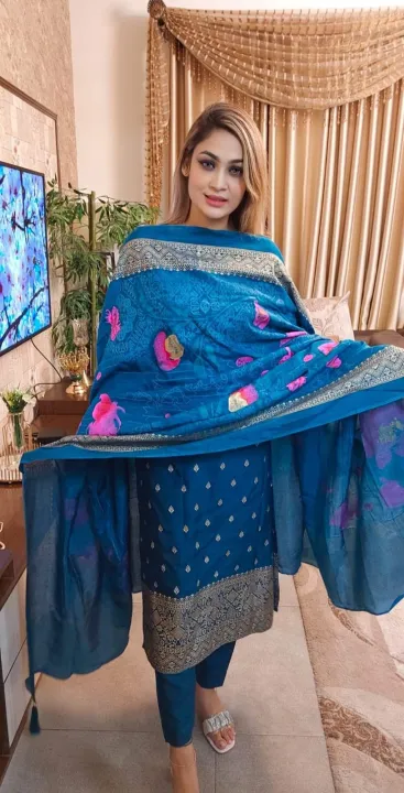 Pure%20Cotton%20Unstitched%20Afsan%20Screen%20Print%203-Piece%20Ethnic%20Suit%20for%20Women%20%E2%80%93%20Exclusive%20Fashion,%20All%20Seasons%20-%20Image%203