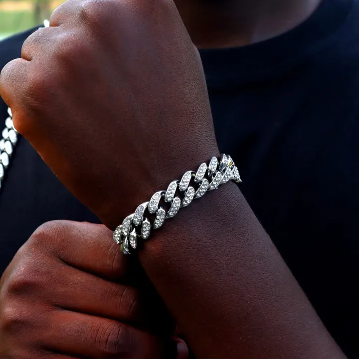 Iced%20Out%20Hip%20Hop%20Cuban%20Link%20Chain%20Bracelets%20for%20Men%20Women%20High-Quality%20Bling%20AAAA+Rhinestone%20Paved%20Miami%20Bracelets%20Men's%20Jewelry%20-%20Image%202