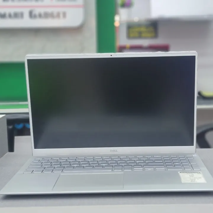 DELL%20Inspiron%2015%205502,%20Core%20i5%2011th%20Gen,%2015.6''%20FHD%20Display-8GB%20Ram,%20512GB%20SSD%20Silver%20Used%20Laptop%20-%20Image%203