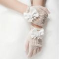 Kids Cream Lace Fishnet Gloves Communion Party Flower Gloves Princess Flower Girls Gloves Etiquette Party Accessories D2R7.
