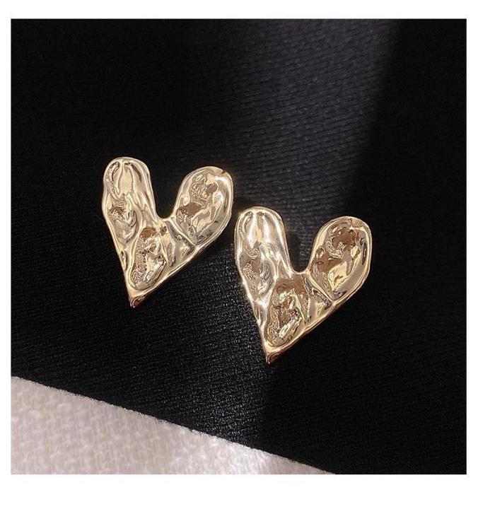 Korean%20Design%20Sense%20Concave%20Convex%20Uneven%20Gold%20Heart%20Clip%20on%20Earrings%20Fashion%20Unusual%20Accessories%20for%20Women's%20Party%20Jewelry%20-%20Image%206