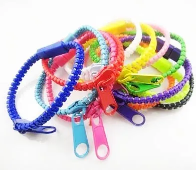 Zipper%20Fidget%20Bracelets%20For%20Man%20&%20Women%20-%20Image%206