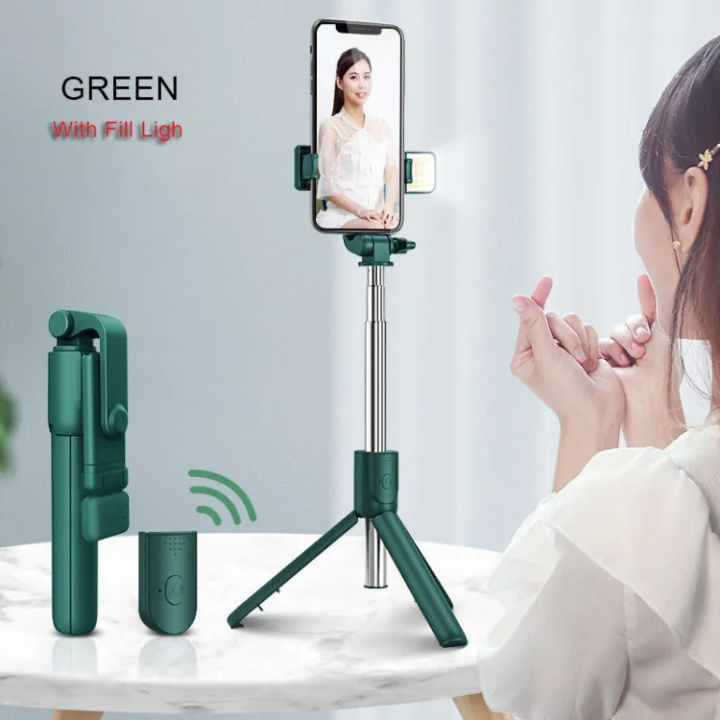 R1S%20Adjustable%204%20in%201%20Multifunctional%20Monopod%20Selfie%20Stick%20&%20Tripod%20with%20Selfie%20Light%20&%20Wireless%20Bluetooth%20Remote%20Control%20-%20Selfie%20Stick%20-%20Image%205