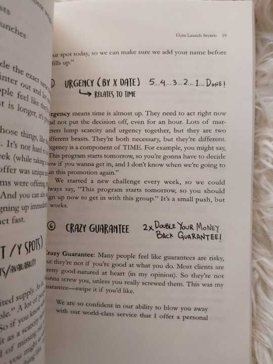 Gym%20Launch%20Secrets%20by%20Alex%20Hormozi%20-%20Premium%20-%20Paperback%20-%20Image%204