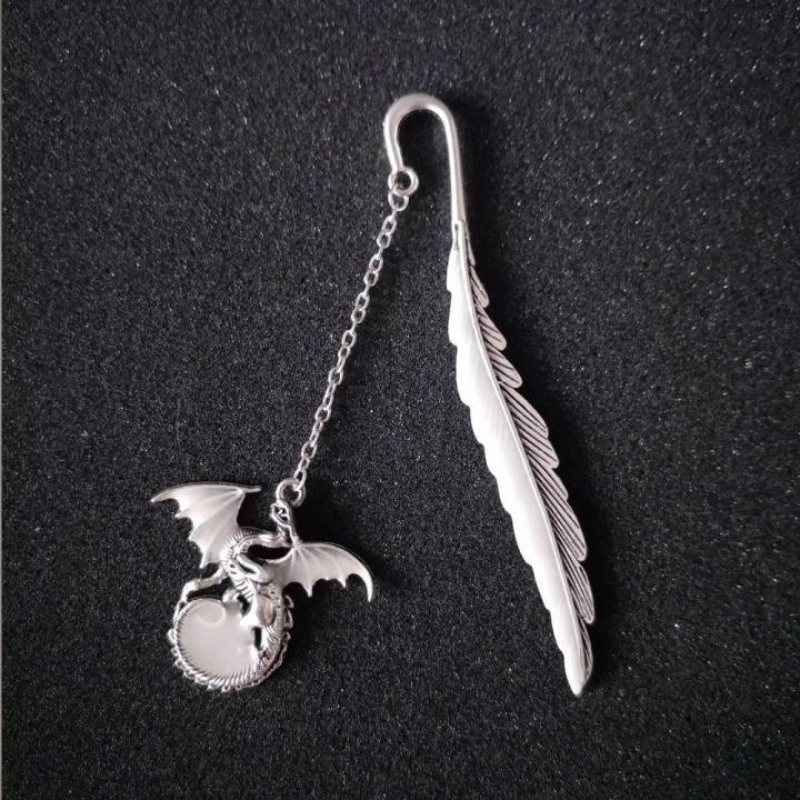 Cute%20Luminous%20Retro%20Metal%20Feather%20Bookmarks%20Owl%20Dragonflies%20Butterflies%20Book%20Marks%20For%20Kids%20Gift%20Book%20Stationery%20Accessories%20-%20Image%207