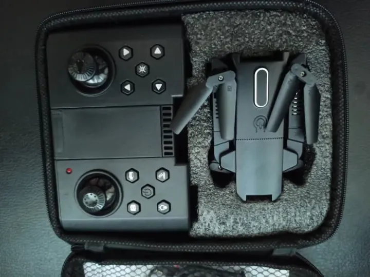 Drones%20with%20Dual%20Camera%20for%20Adults-F190%20Drone%20with%20Carrying%20Case,%20Foldable%20RC%20Drone,%20Altitude%20Hold,%20Headless%20Mode,Camera%20Drones%20for%20Adults/Beginners,%20Christmas%20Gifts%20Black,1%20Battery%20-%20Image%206