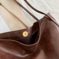 Tote Bag Women's Bag 2021 New Autumn and Winter Japan and South Korea Large Capacity Soft Leather Shoulder Bag Retro Casual Hand-Held Bucket Bag.