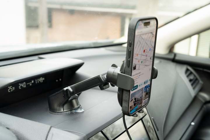 Car Mount (BY-560) Multifunctional 360 Degree Rotation Mobile Stand for Car - Car Phone Holder
