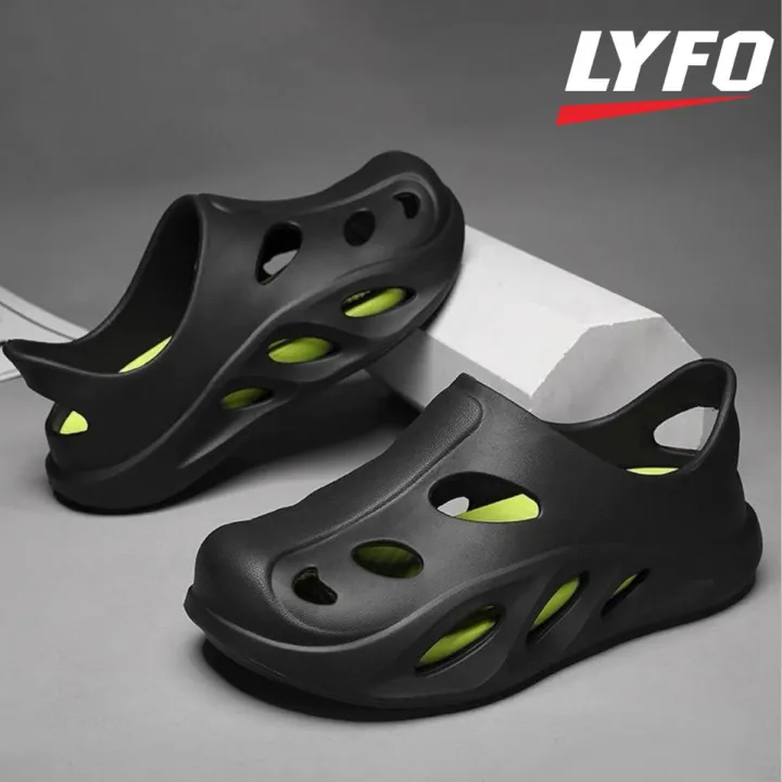 LYFO%20%20Anti%20Slip%20Melody%20%20Sandals%20Black%20Comfortable,%20washable,%20durable%20Clogs%20-%20Image%203