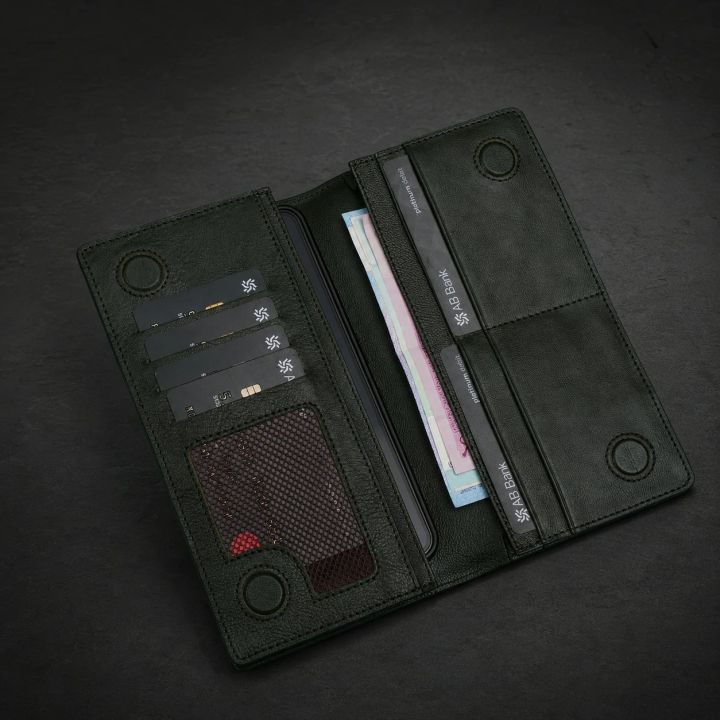 Zays%20Premium%20Eco-Friendly%20Leather%20Long%20Wallet%20for%20Men,%20Handmade%20Slim%20Compact%20Wallet%207.4%20x%203.7%20x%201%20Inch,%207%20Card%20Slots,%20ID%20Slot,%20Cash%20Compartment,%202%20Mobile%20Compartments,%20Fits%20Large%20Smartphones,%20Luxury%20Gift%20Box%20-%20Image%207
