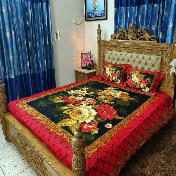 Bed%20Sheet%20Home%20TEX%20-%208.5%20x%207.5%20Feet-%20Transform%20Your%20Sleeping%20Space%20-%20Hand%20%7C%20Machin%20Both%20Washable%20-%20Image%203