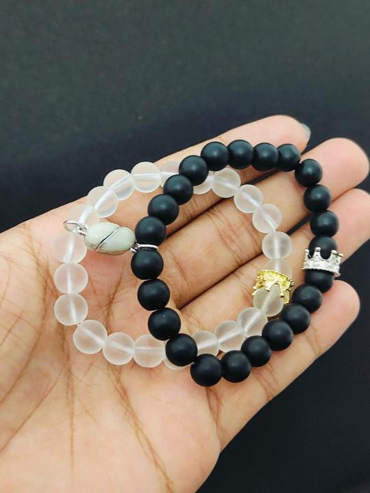 Shop%20Pro%20Magnetic%20Heart%20Bracelet%20Set%20for%20Couples%20(2%20Pieces)%20-%20Image%205