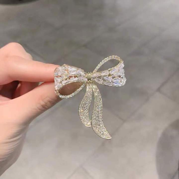 Bow%20Zircon%20Luxury%20Bow%20Brooch%20Hijab%20Safety%20Pin%20For%20Girls%20Women%20-%20Image%204